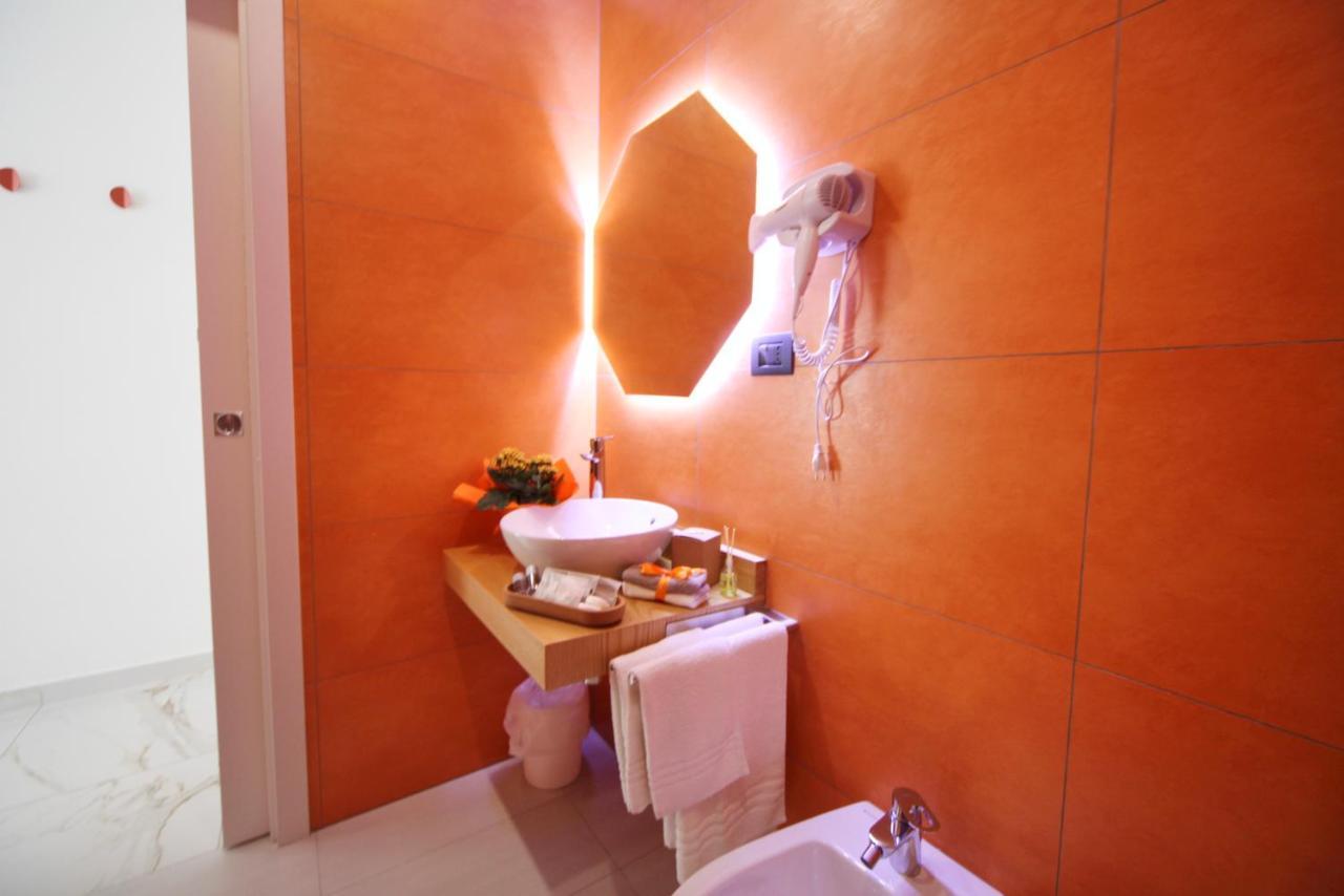 Be-Coloured Hotel Nápoly Kültér fotó